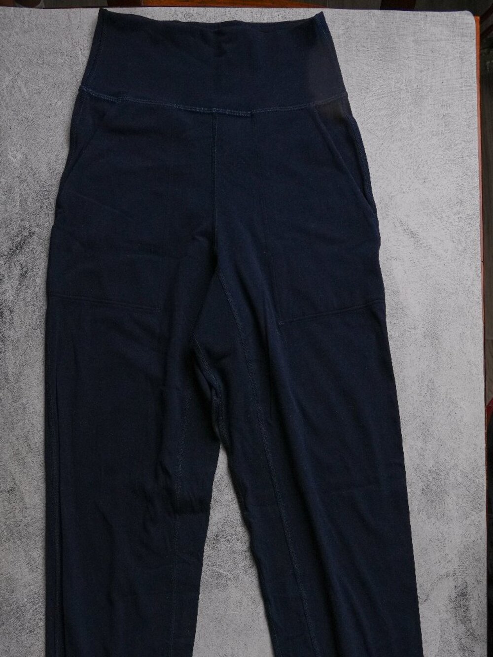 Lululemon Navy Blue High Rise Joggers Size 4